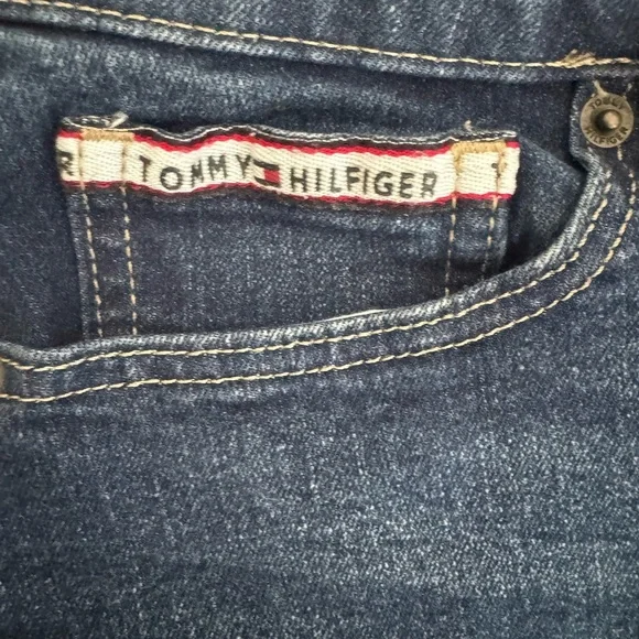 Tommy Hilfiger Classic Denim Mini Skirt – Size 8 – Excellent Condition - Picture 3 of 5